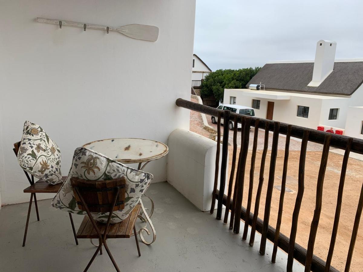 2Ten The Breede River Aparthotel Уитсанд Екстериор снимка