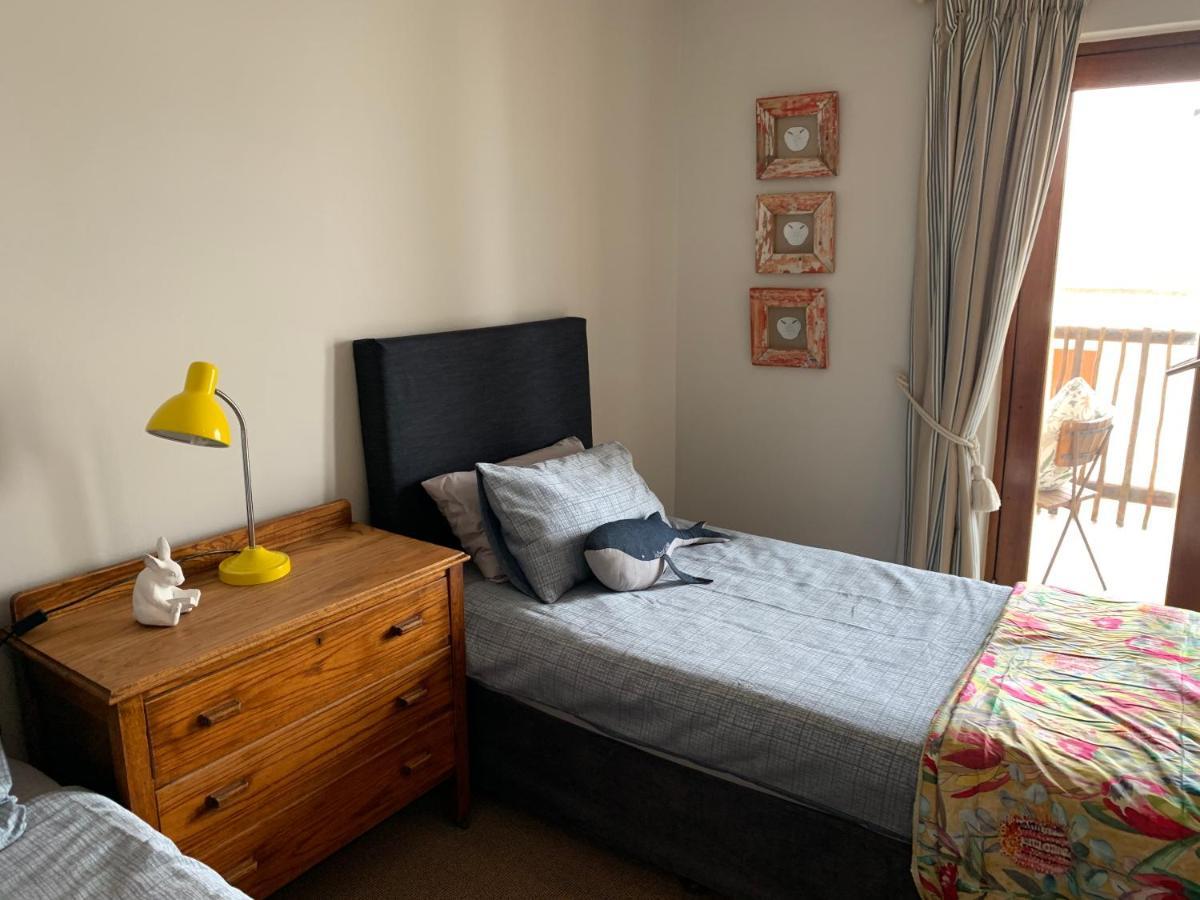 2Ten The Breede River Aparthotel Уитсанд Екстериор снимка